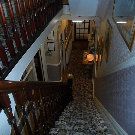 Fairhaven Hotel - 46 Palatine Road Блекпул Екстериор снимка
